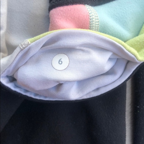 Reversible lululemon leggings - Picture 4 of 4